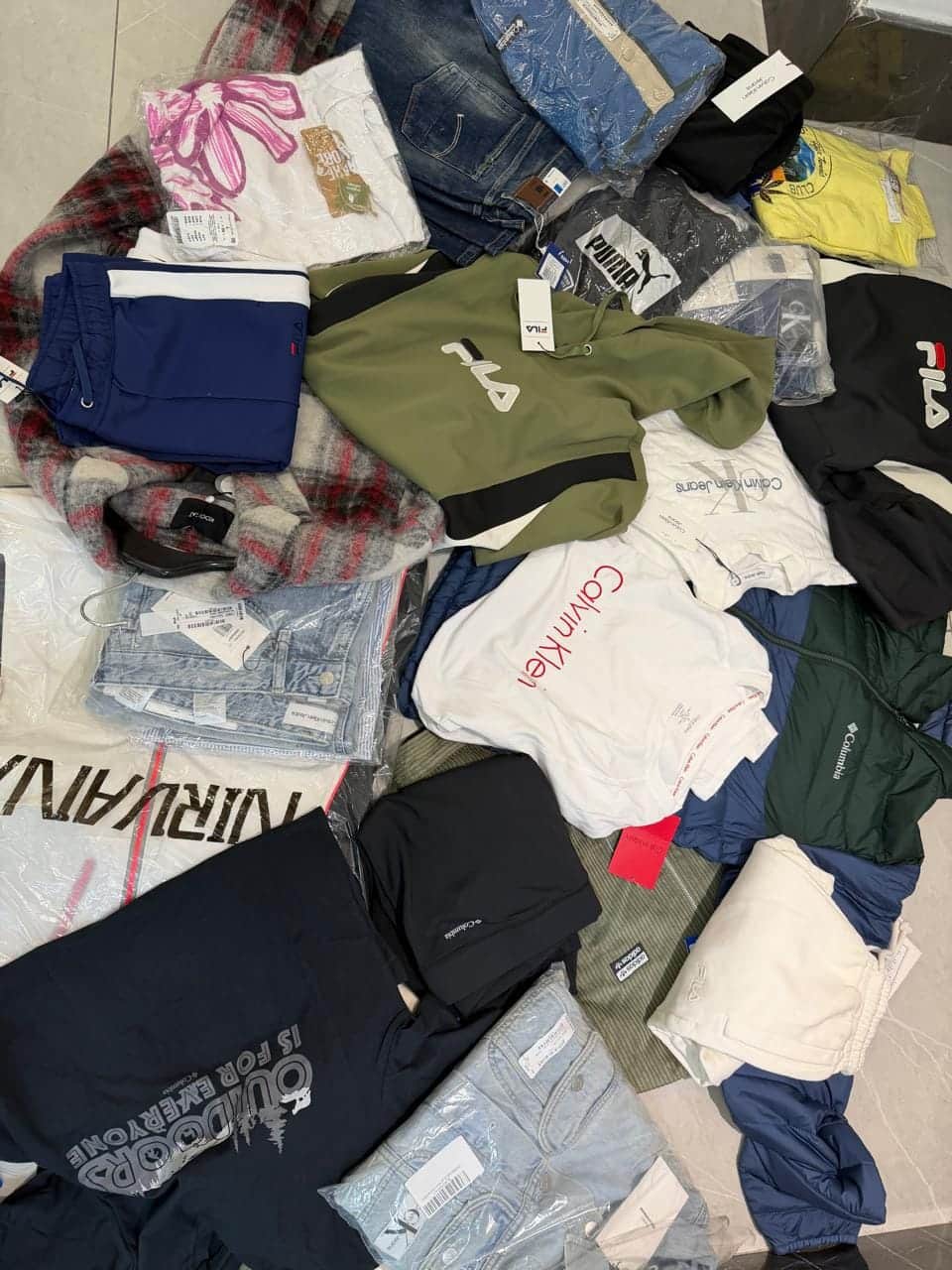 Ropa de verano / invierno multimarcas mixta