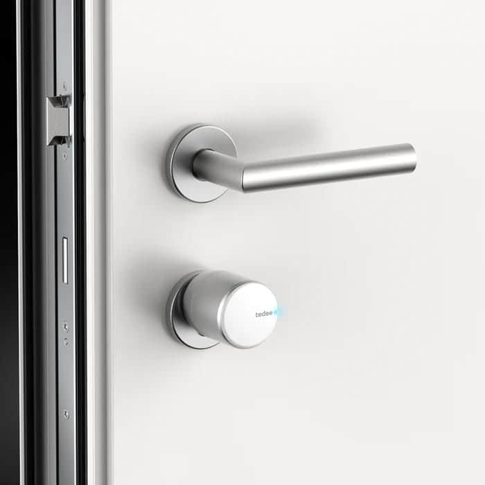 Serrures intelligentes Tedee GO2 (Blanc/Argent)
