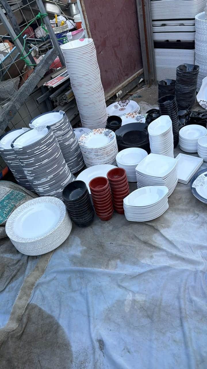 Mix Dishes & Plates Stock Lot – 9 Tons Available