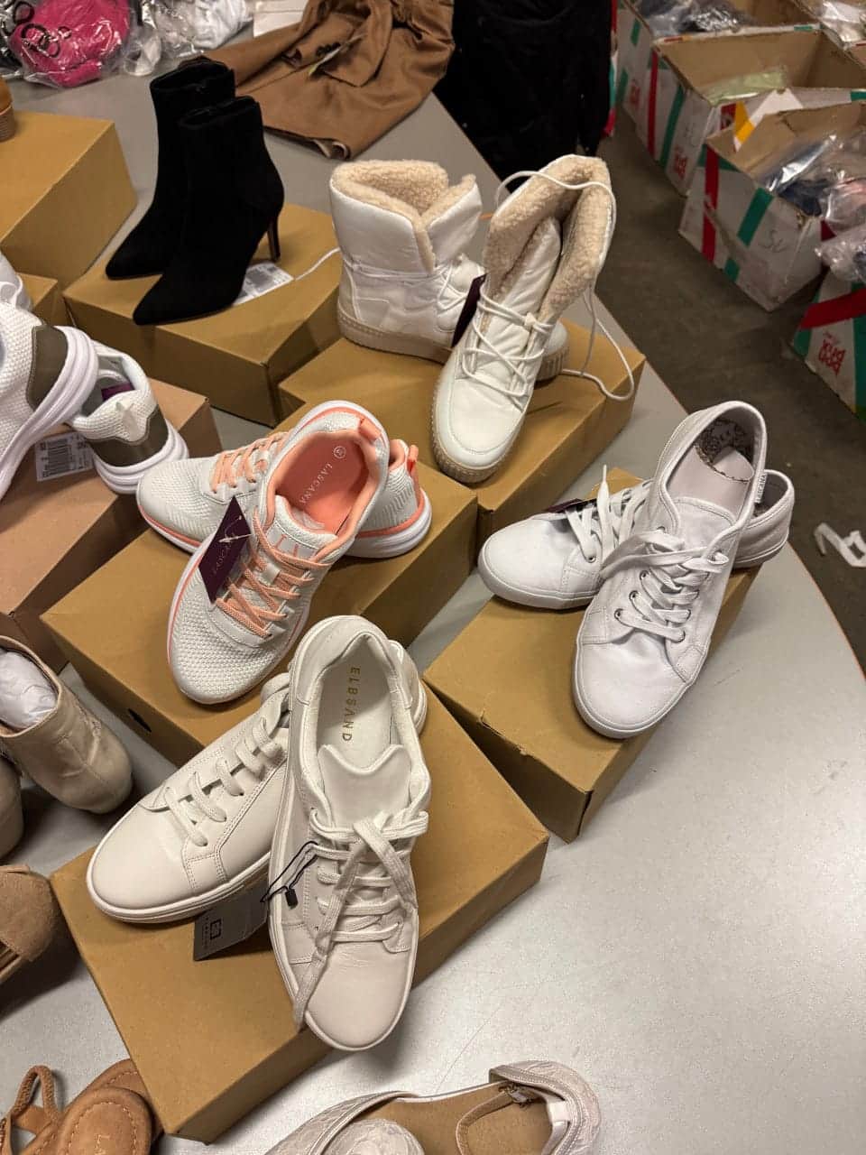 SEASONAL STOCK OF WOMEN’S SHOES (Category A)