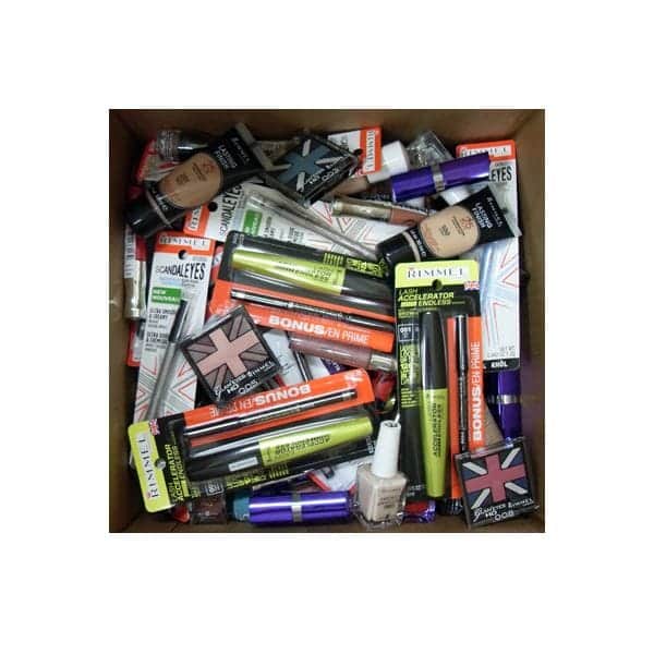 Cosmétiques Rimmel neufs en surstock 250 pcs