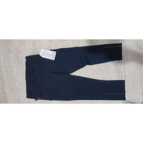 Lululemon ladies bottoms mixed assortment 100pcs.