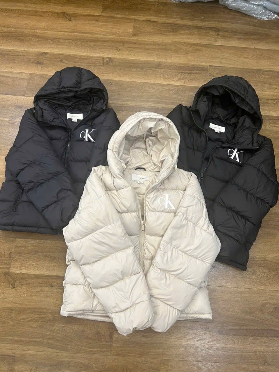 Calvin Klein (CK) Hooded Puffer Jackets – Wholesale Stocklot